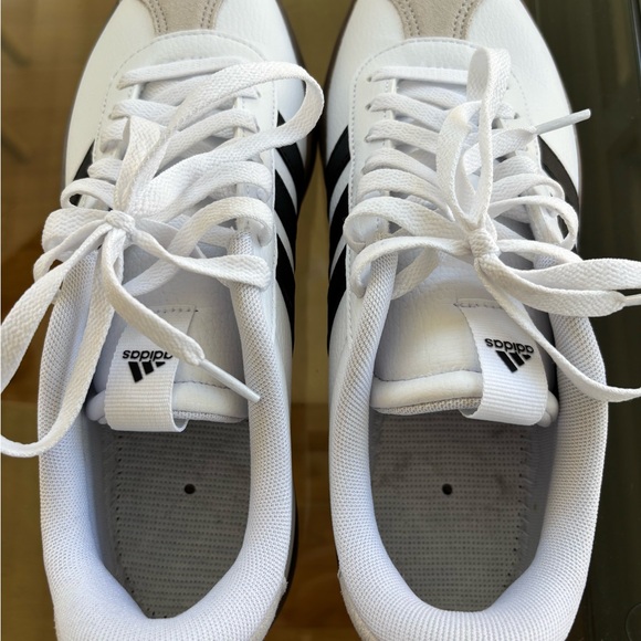 Adidas VL Court 3.0 Sneakers size 8.5, White, Black, and Gray - Picture 3 of 3